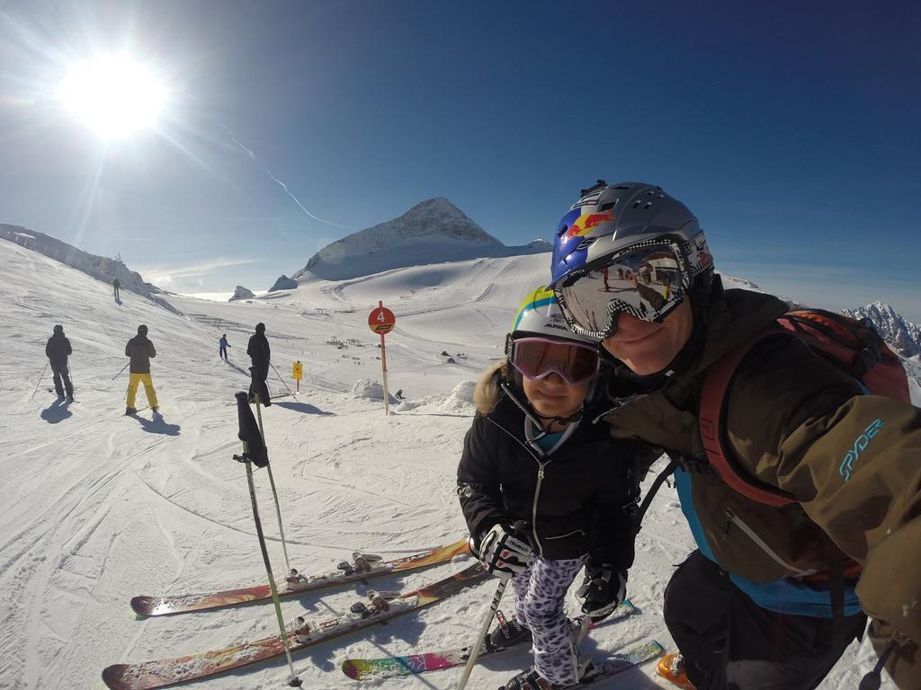 Tiroler Hasenhoehle Wenns Bagian luar foto